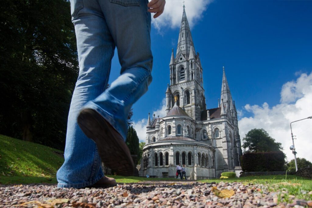Walking and history tour of Cork City. Guided.