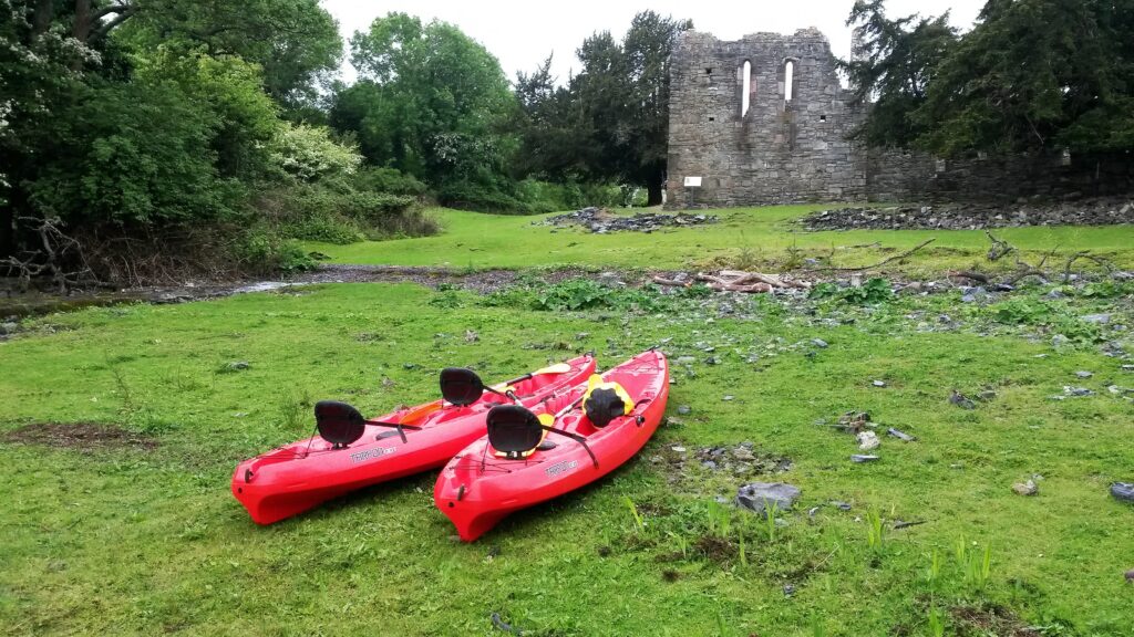 Kayaking to Innisfallen Island. Killarney. Guided.