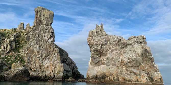 howth-coastal-boat-tour-towering-sea-cliffsparadise-for-photographers-and-nature-lovers-dublin-ireland